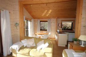 Hartland Hideaway Lodge